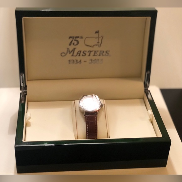 Ladies gently worn Masters watch 2011 106 of only 400 made. Excellent condition main image 8